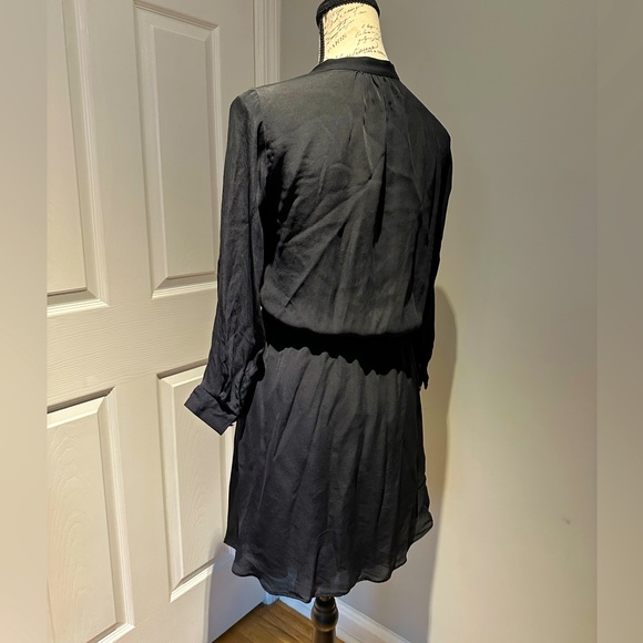 Aritzia Babaton Silk Black Long Sleeve Dress w/Pockets—Size Small - Picture 3 of 7